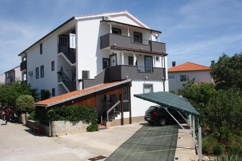 Charming Apartments Dodo Krk Town Exteriör bild